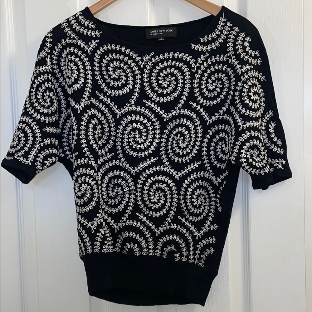 Jones New York Black and White Swirl Sweater